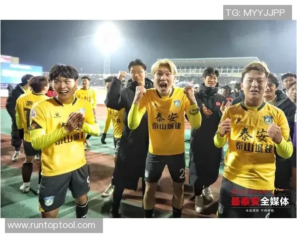 德扑里的“牌面干燥度”：如何根据翻牌的关联性决定你的进攻频率。（德州扑克中的牌面干湿：如何随翻牌连通性调整你的进攻频率）