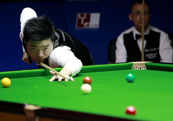 卫冕之路戛 卫冕之路戛